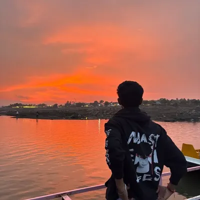 Sanket ๐ profile