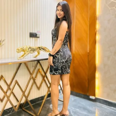 Sanjana | Makeup artist | Delhi Ghaziabad profile