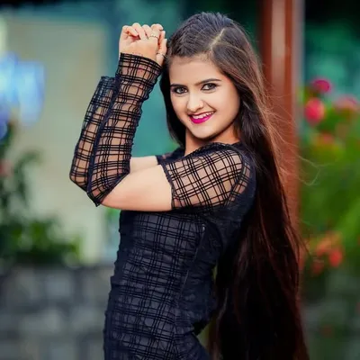 SANIYA_SHAIKH profile