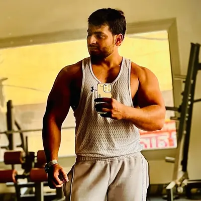 Saqib khan profile