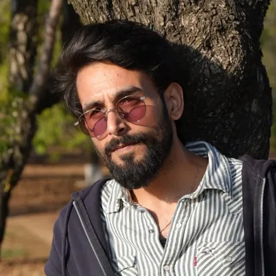 Saqlain | AI & Tech profile