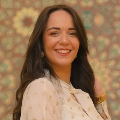 sara derzawy profile