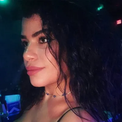 Sara Sharky profile