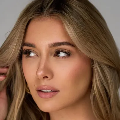 Sarah Dawne 🍣 profile