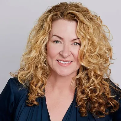 Sarah Colonna profile