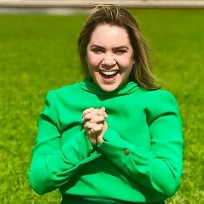 Sarah Farias Renovo 🎤/SP profile