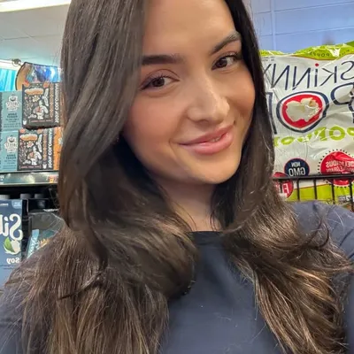 Sarah Feeld profile