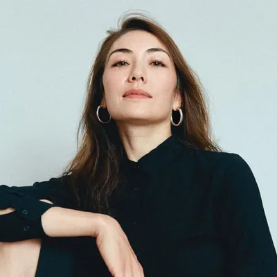 SARAH HEES | オステアー紗良 profile