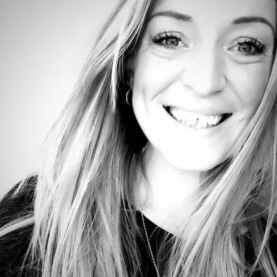 SARAH LOUISE HARKER profile