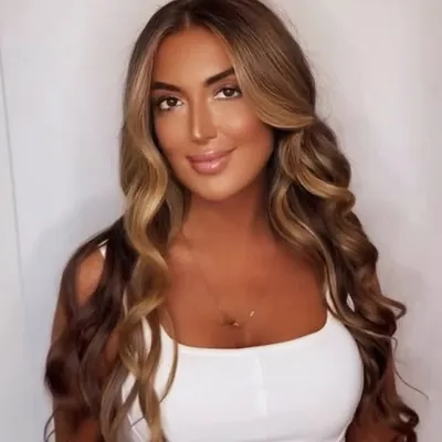 Sarah Nicole Ghia profile