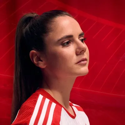 Sarah Zadrazil profile