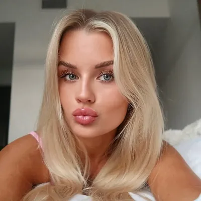 Sara Rose profile