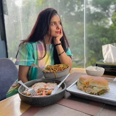 👸🏻سارہ خان profile