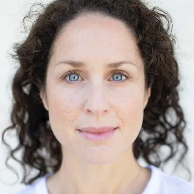 Sara Sommerfeld profile