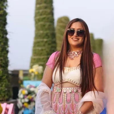 Pooja Sareen profile