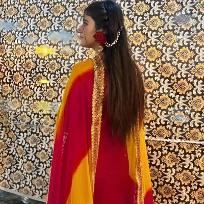 Khushi Khan profile