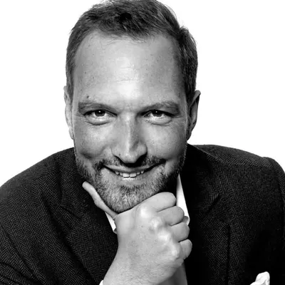 Axel Rondouin | Art Moderne & Contemporain profile