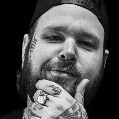 Saschi McCormack Tattooing profile
