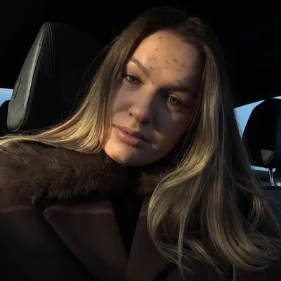 saskia profile