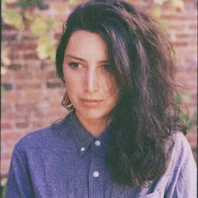 Saskia Pearl Kahn profile