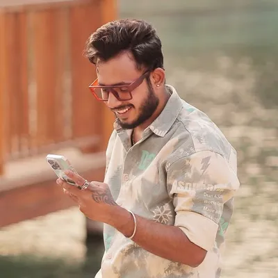 Satish Nayi profile