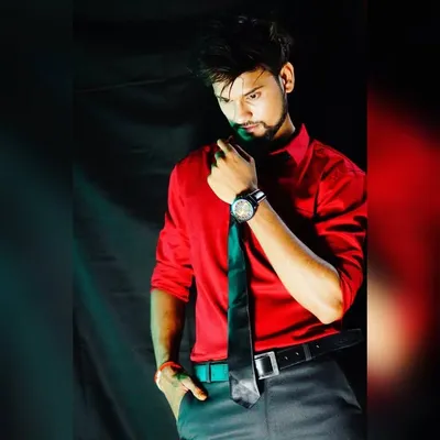 Saurabhh_C_Official šµ profile