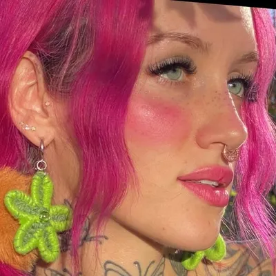 Savannah Colleen Tattoos profile