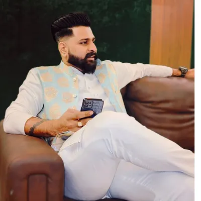 Savi Parihar profile