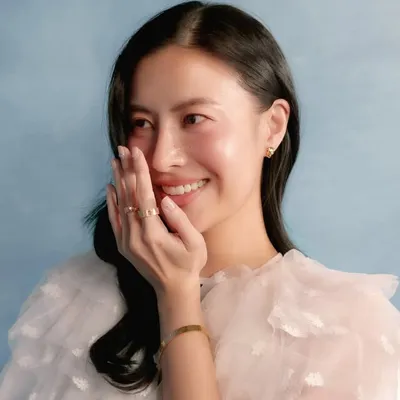 Savina Chow profile