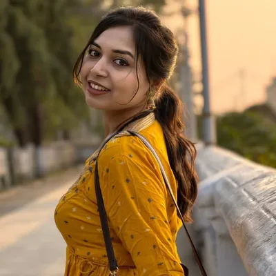 || S A Y A N E E || KOLKATA🇮🇳 profile