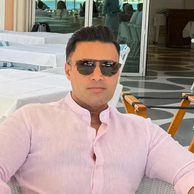 Zulfikar Bukhari profile