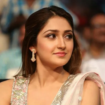 Sayyeshaa profile