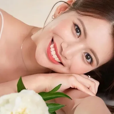 藤渡小百合/fujito sayuri profile