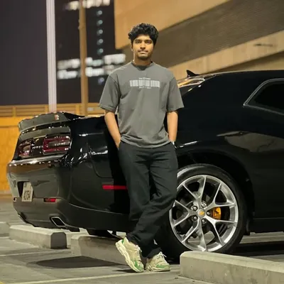 سيد صادق profile