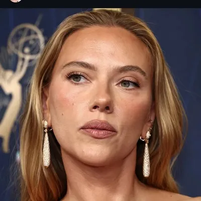 Scarlett Johansson profile