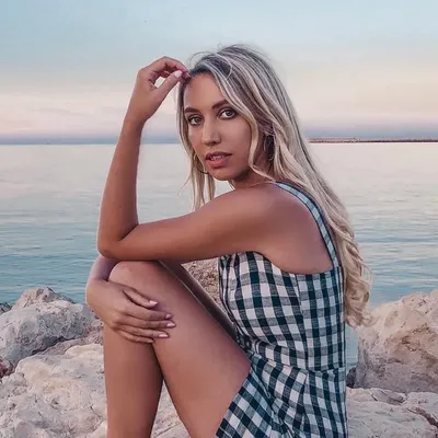 Scarlett London profile