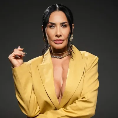 Scheila Carvalho profile
