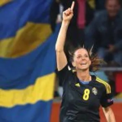 Lotta Schelin profile