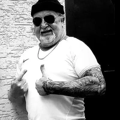 Norbert , der Heilige ' ๐๐ฅ profile