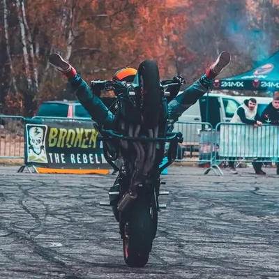 TOMMY SCHUBERT ✊ STUNTRIDER profile