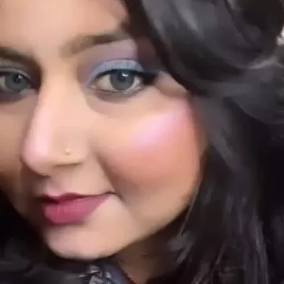 Esha ✨🧿 Makeup Skincare Lifestyle fashion profile