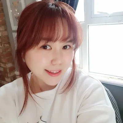 스라 profile