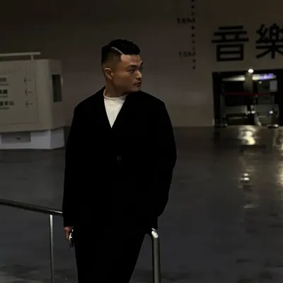 明 章 SEAN🎩男生穿搭|形象管理 profile
