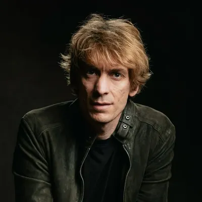 Sean Tucker profile