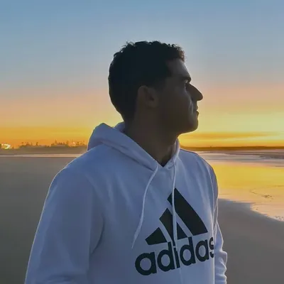 sunset chaser ๐
profile