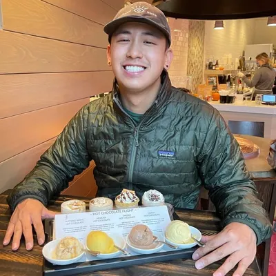 Seattle Foodie | Steven Nguyen profile