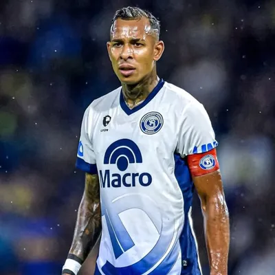 Sebastián Villa profile
