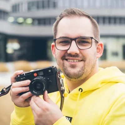 SEBASTIAN T. BAUM ๐ธ๐ฅ Reportagefotograf profile