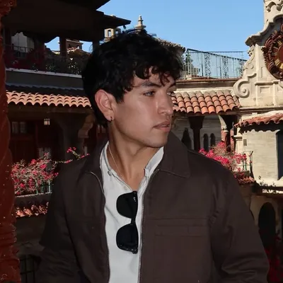 Sebastian Topete profile