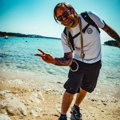 Sebi Massendefekt profile